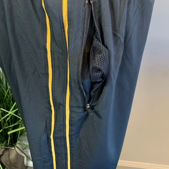 Nike Black Pant Yellow Stripes L drawstring elastic waist zipper pockets & legs - Picture 6 of 8